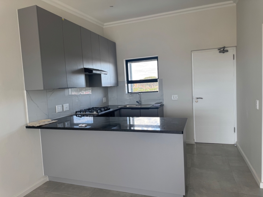 2 Bedroom Property for Sale in Table View Western Cape